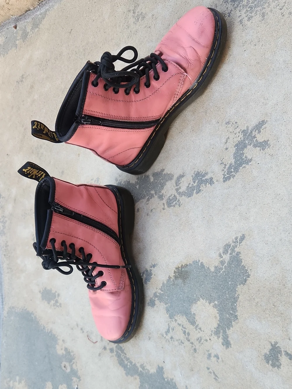 Dr. Martens 1460 Pink Lace-Up Combat Boots Size 2 Kids Girls Classic Punk Style